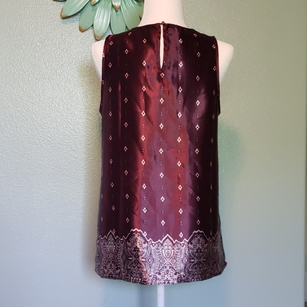 Maurice's Sleeveless Blouse - Picture 2 of 2